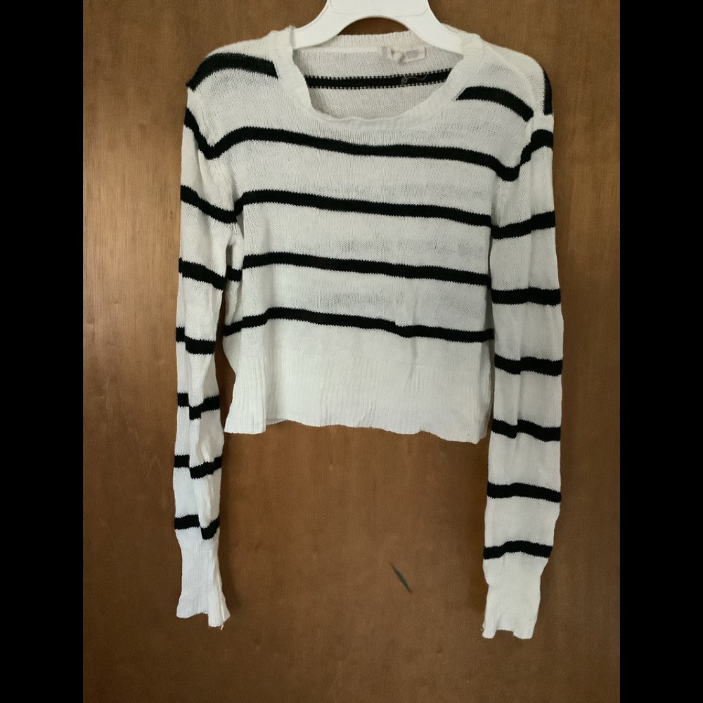 Sky & Sparrow Cropped Sweater